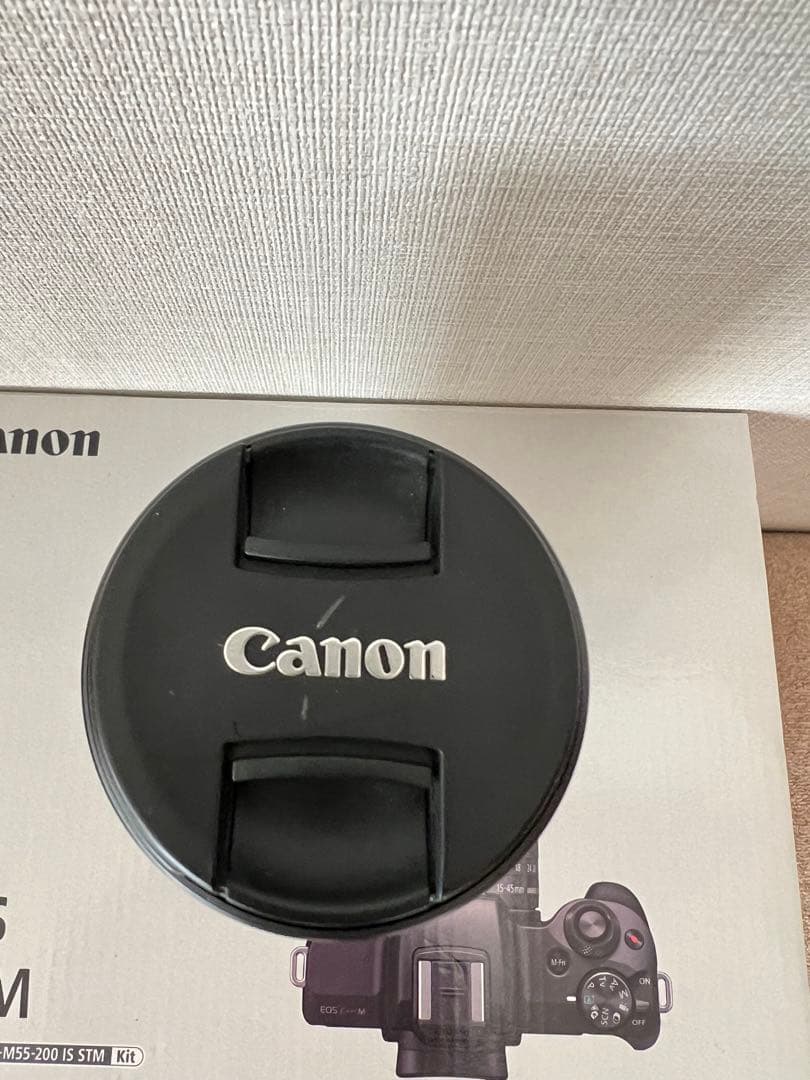 Canon EOS Kiss M ダブルズームキット ブラック【動作確認済】