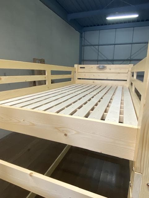 【九州～関東送料無料】階段付きロフトベッドナチュラル　 アウトレット　1001