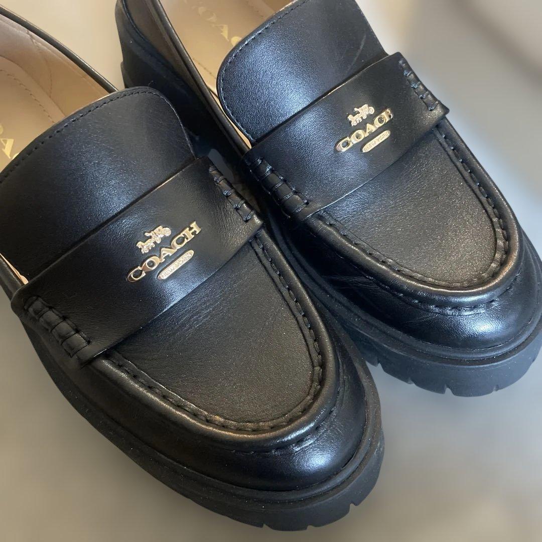 COACH ブラックレザー ローファー