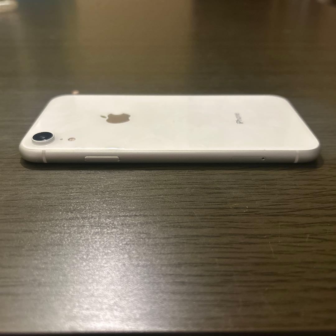 iPhone XR 64GB ホワイト