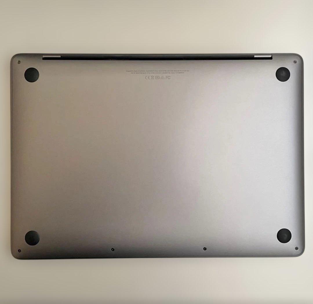 MacBook Pro 2017 13.3インチ