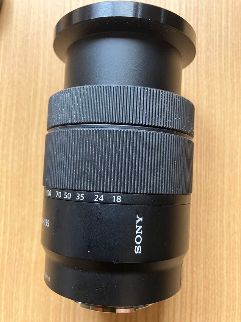 sonySEL18135ズームレンズ
