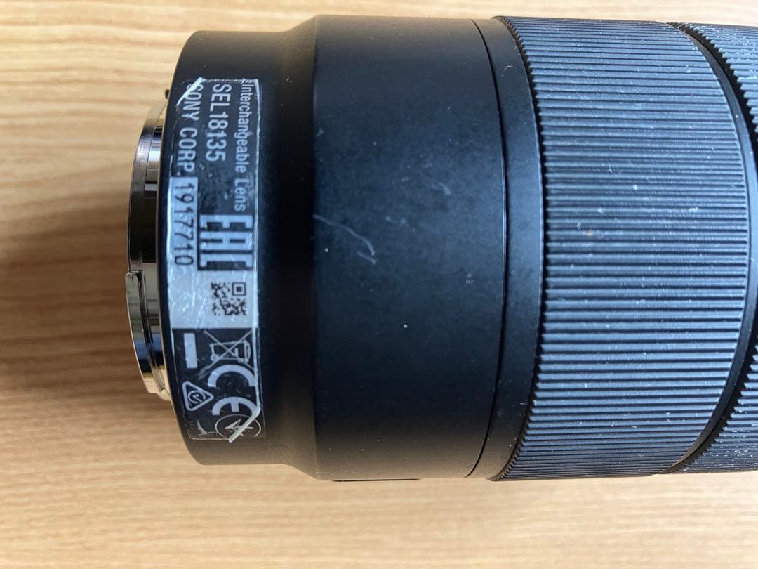 sonySEL18135ズームレンズ