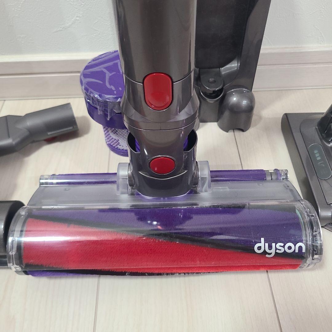 ダイソン　v10 予備バッテリー付き