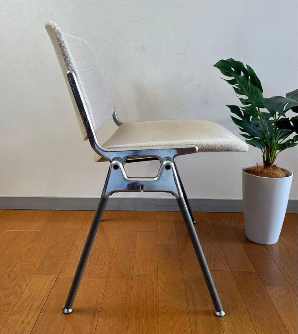 イタリア　ヴィンテージ　カステリチェア　② スタッキング　ミッドセンチュリー