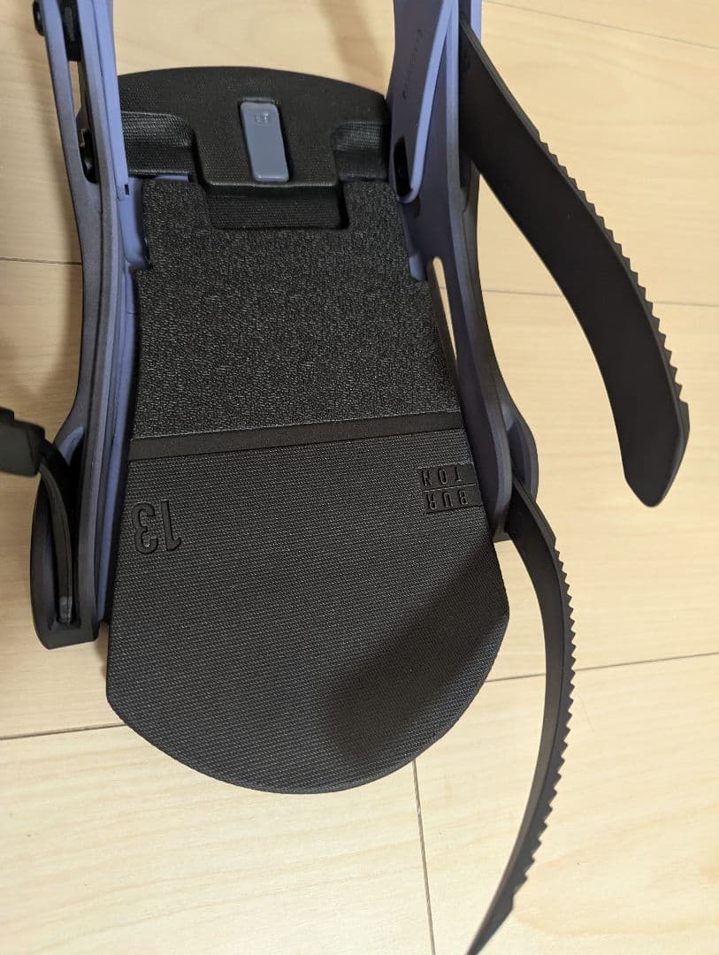 Burton CARTEL X Re:Flex　Mサイズ　未使用