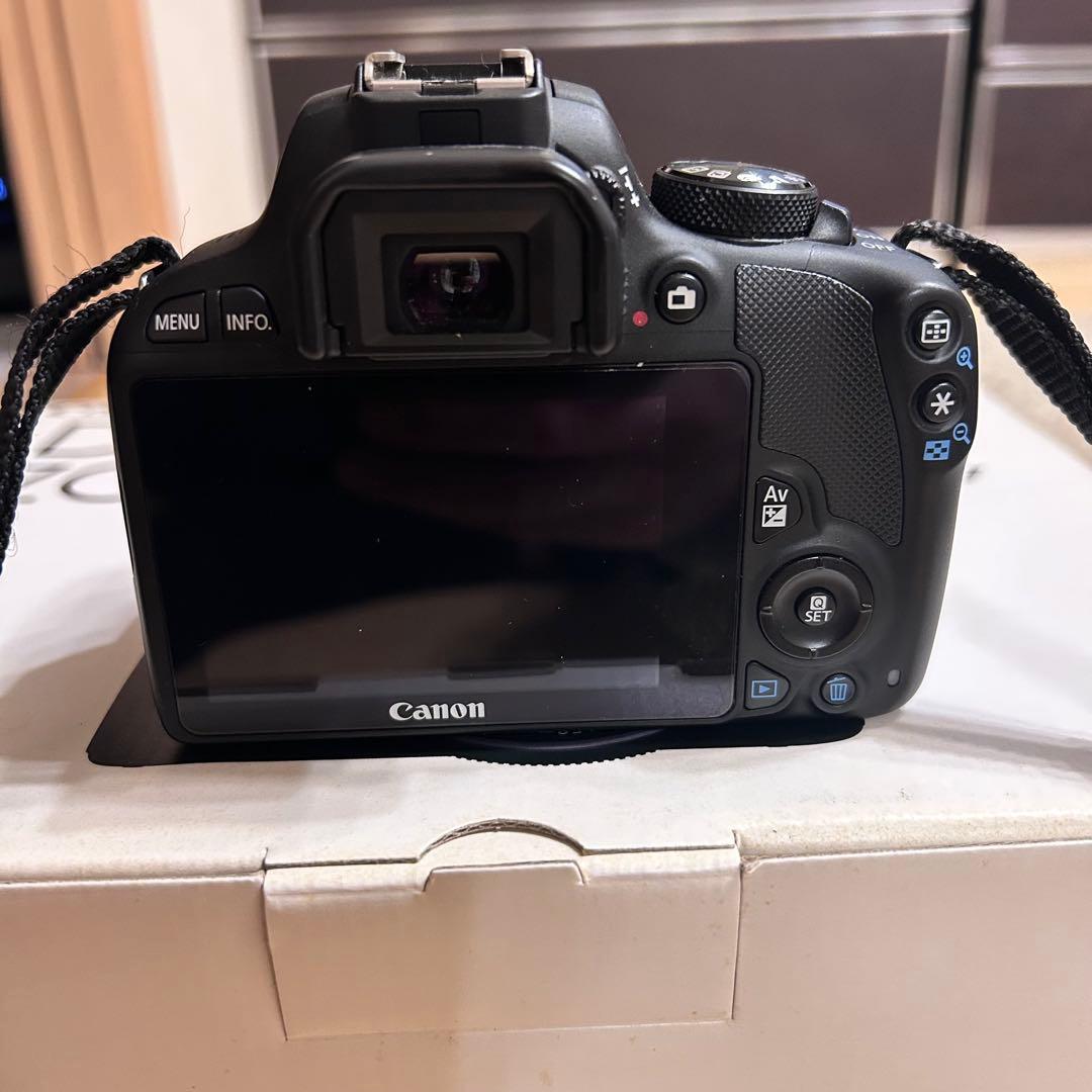 Canon EOS Kiss X7 ダブルズームキット バッグ付