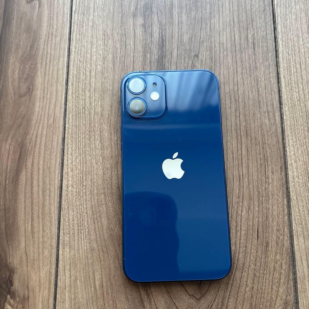 Apple iPhone 12 深い青 本体
