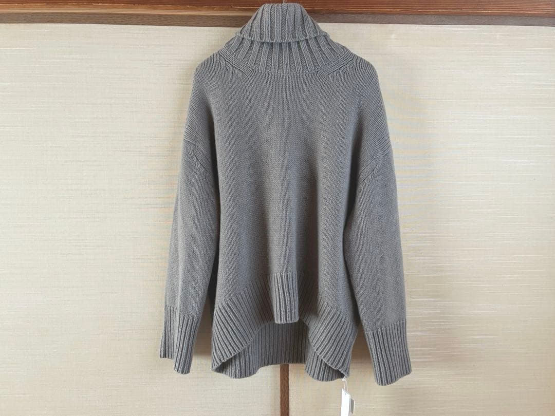 新品ギャルリーヴィーGALERIE VIEファインウールタートルネックPO