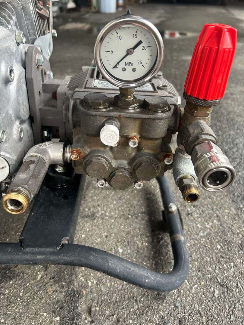 KT2 ★スーパー工業 エンジン式高圧洗浄 SEC-1310-2N-TA セット