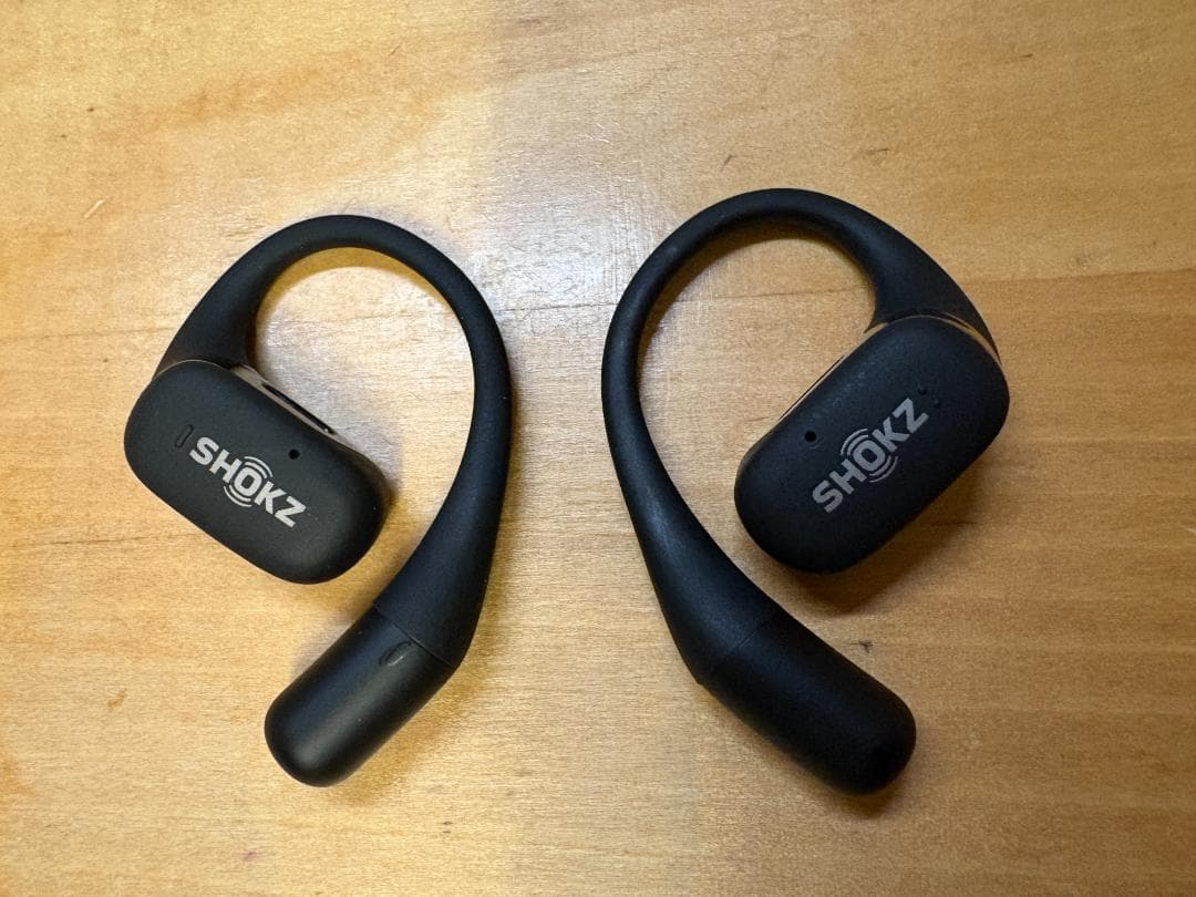 Shokz Openfit (ブラック) オープンイヤー型