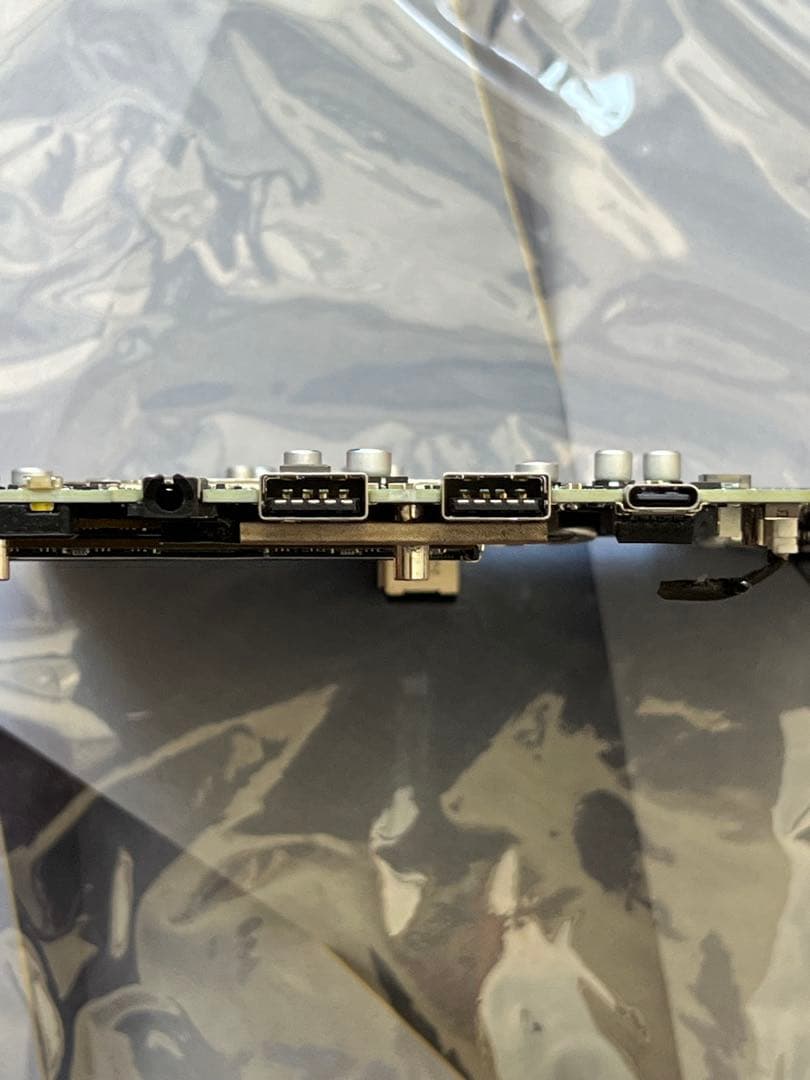 Intel Core i5-12500T マザーボード