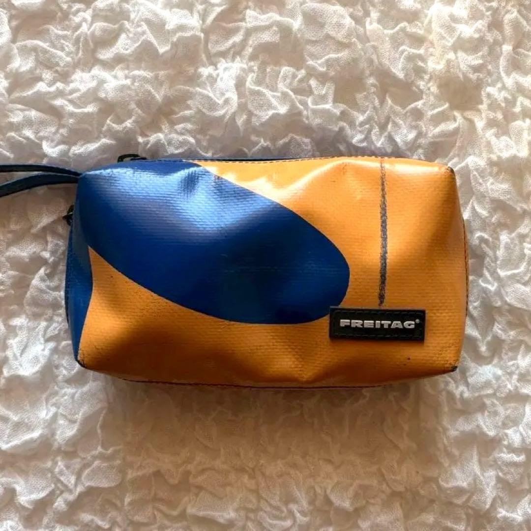 FREITAG x SENNHEISER コラボ　ヘッドホン　F703