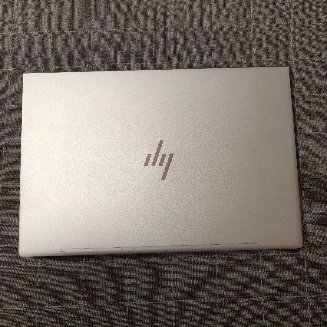 2023年8月 日本製 超美品 HP 爆速 13世代i7 32GB 512GB