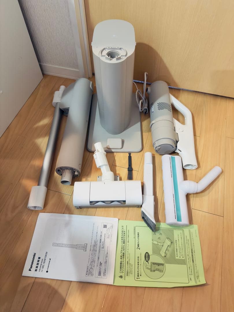 【定価9万】パナソニックコードレススティック掃除機 MC-NX810KM-W