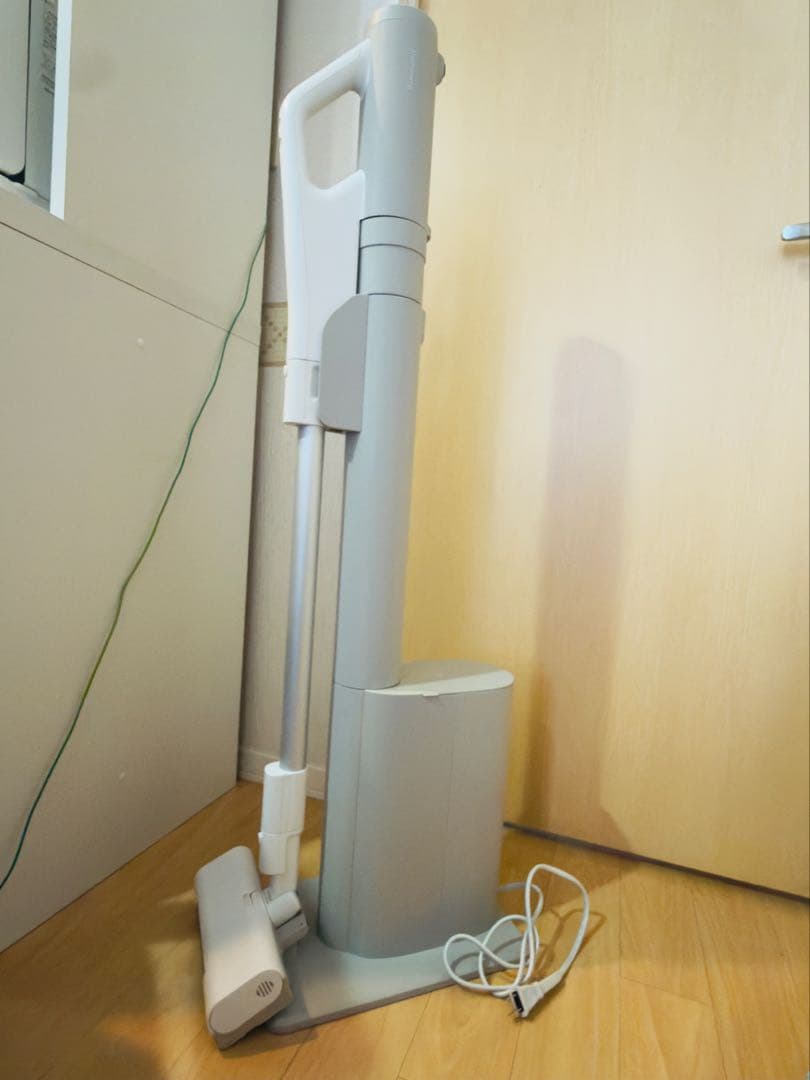 【定価9万】パナソニックコードレススティック掃除機 MC-NX810KM-W