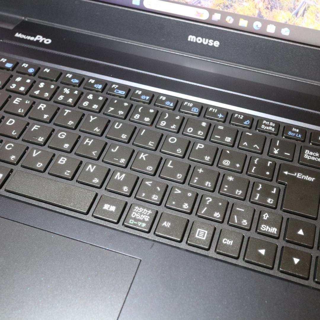 Win11公式対応8世代Corei3/メ8/SSD+HDD/FHD/無線/カメラ