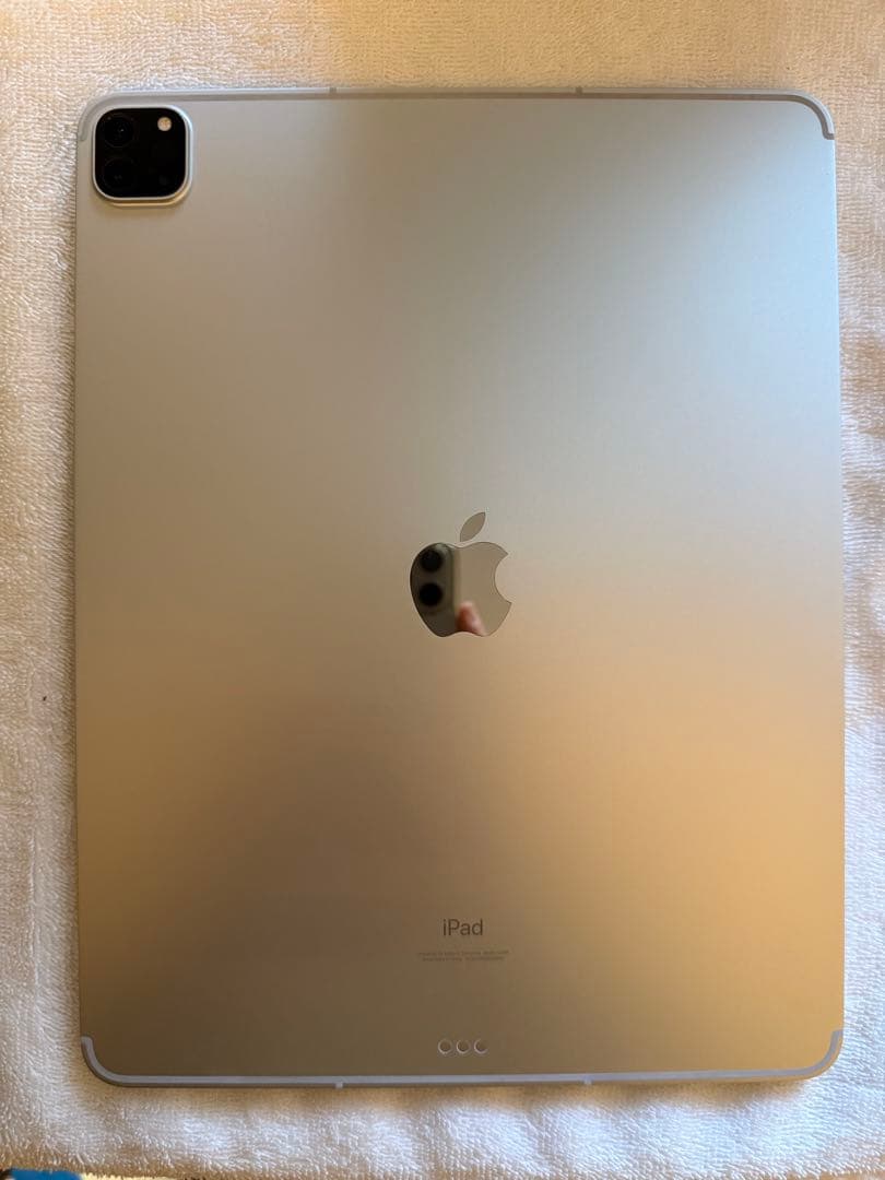 iPad Pro 12.9インチ (第5世代) シルバー 128GB セルラー