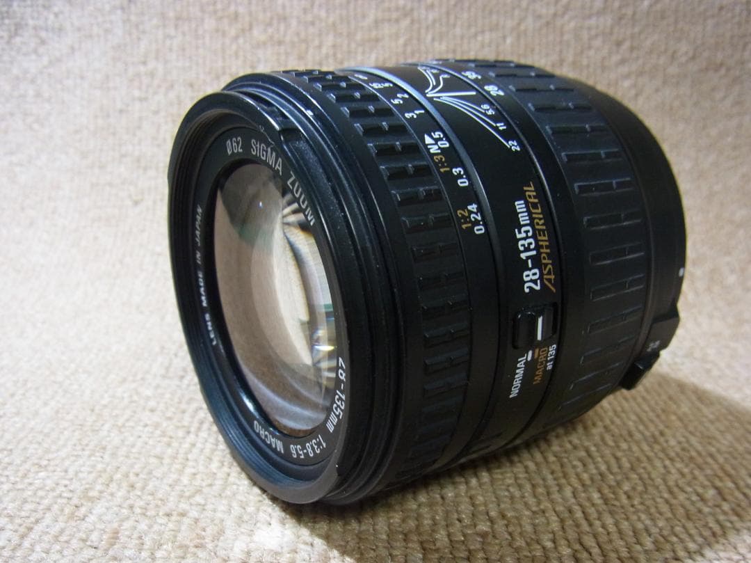 SIGMA 28-135mm 1:3.8-5.6 AF キャノンマウントレンズ