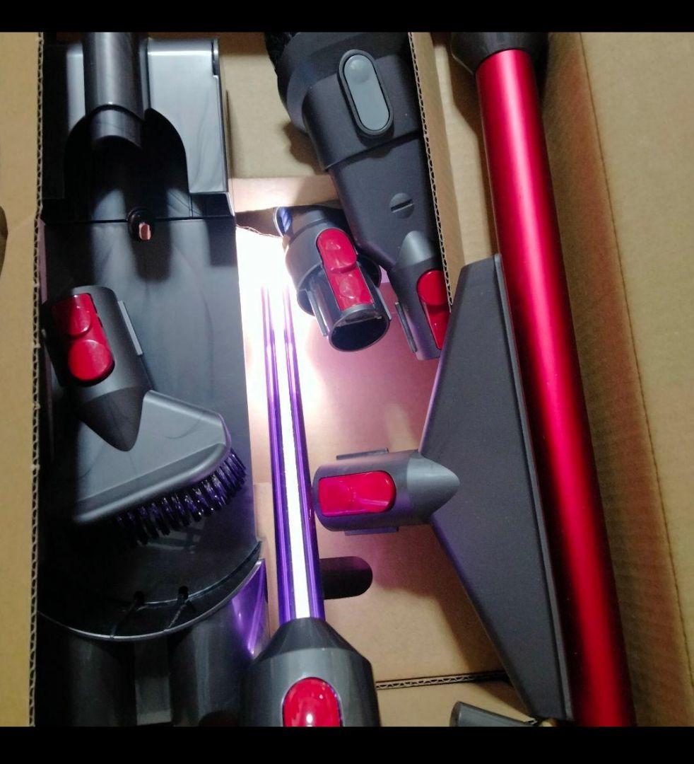 稼働中＆本日限り充電器付きＬＥＤノズル付V8 純正Slimスティッククリーナー