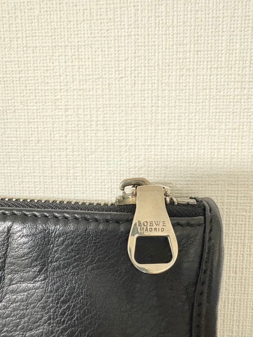 LOEWE ブラック レザートートバッグ