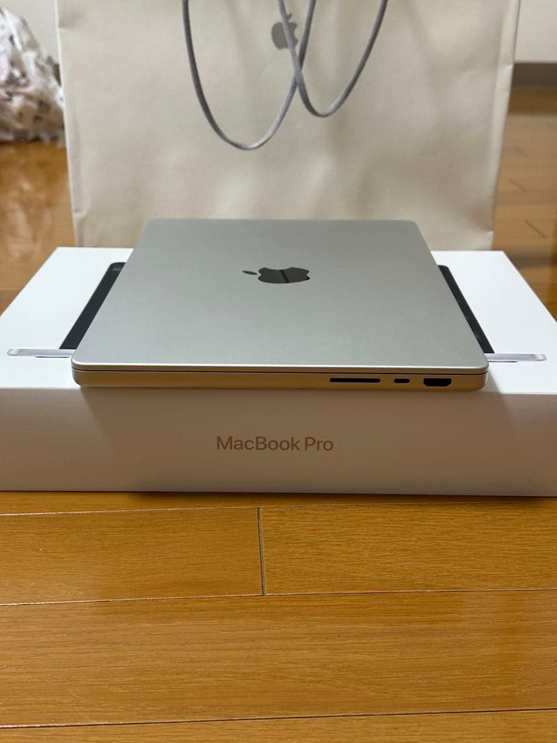 [birth2015] Apple MacBook Pro 14インチ M4