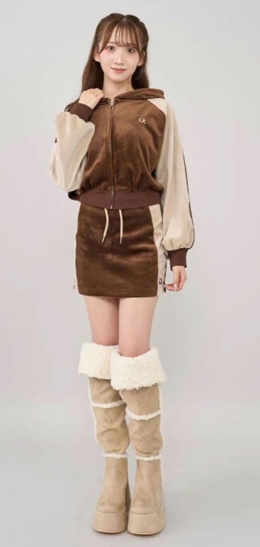 ダーリッチ フェイクムートンニーハイブーツ M アイボリー