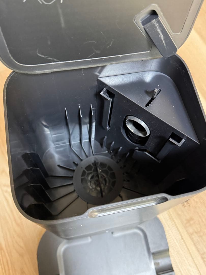 iRobot Roomba i7自動充電スタンド付き