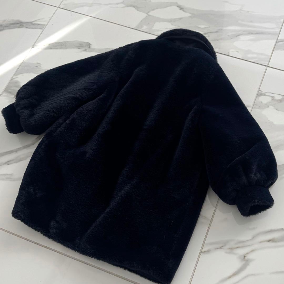 美品　ilgufo 紺　キッズダウン　イルグッフォ　キッズコート　サイズ8