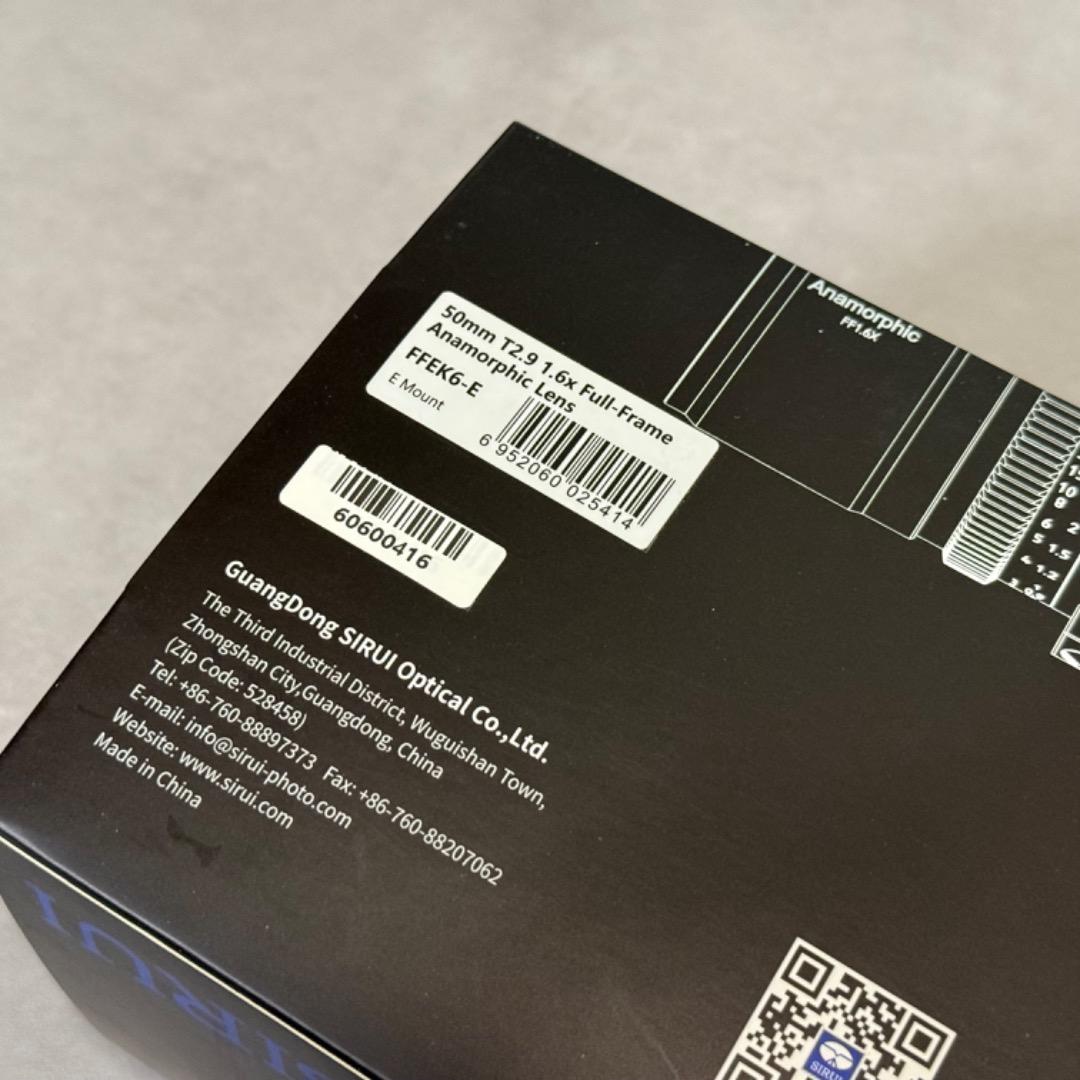 レンズ(単焦点) SIRUI 50mm T2.9 1.6x FF Anamorphic Lens