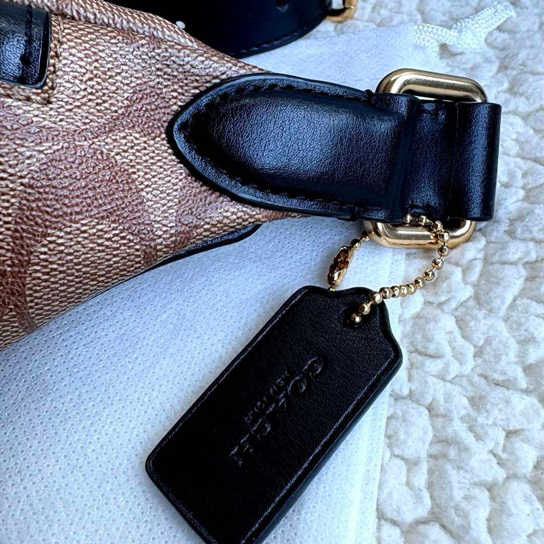 未使用級　COACH×Chelsea 限定コラボ ボディバッグ レザー PVC