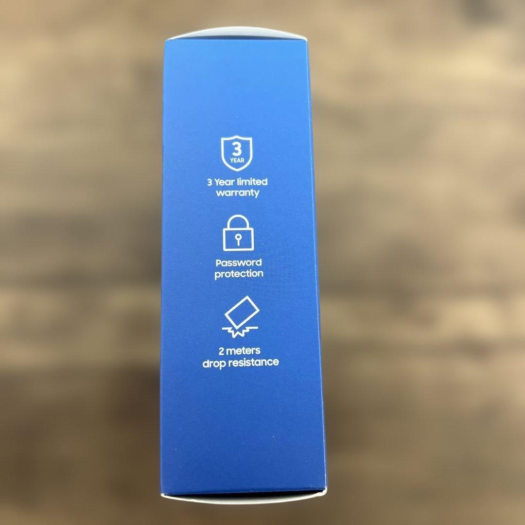 261055 Samsung T7 4TB 外付けSSD