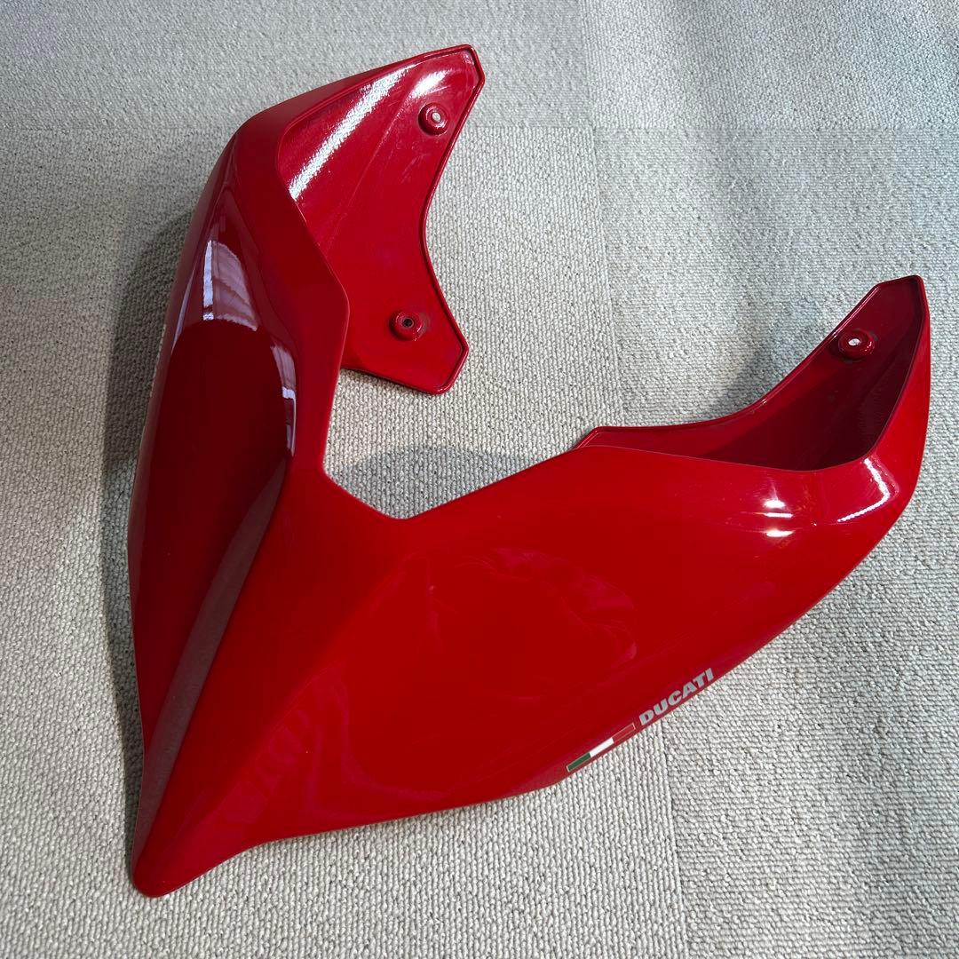 DUCATI panigale V4 テールカウル