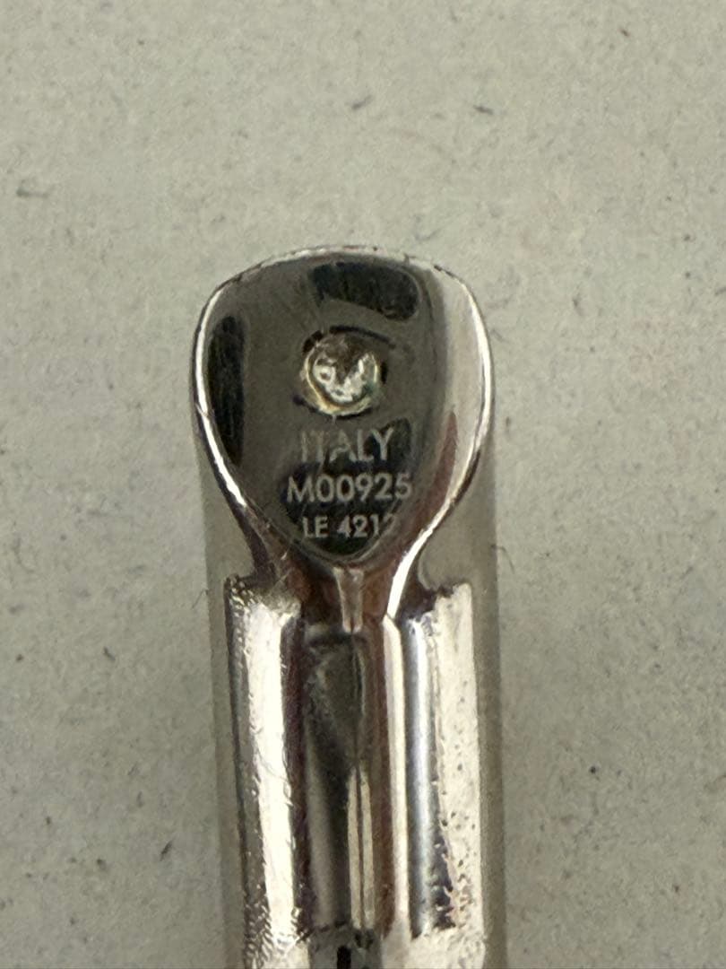 LOUIS VUITTON ピアス