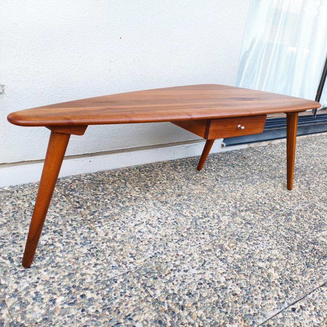 天然木無垢材 ３本脚 変形 テーブル ミッドセンチュリー 北欧 ヴィンテージ