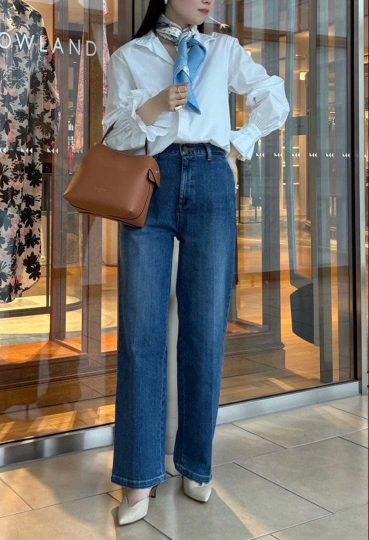 レッドカード　デニム【トゥモローランド】サイズ23 美品❗️