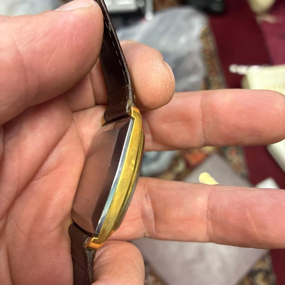 亜*依様 LONGINES ゴールド スクエア型 時計