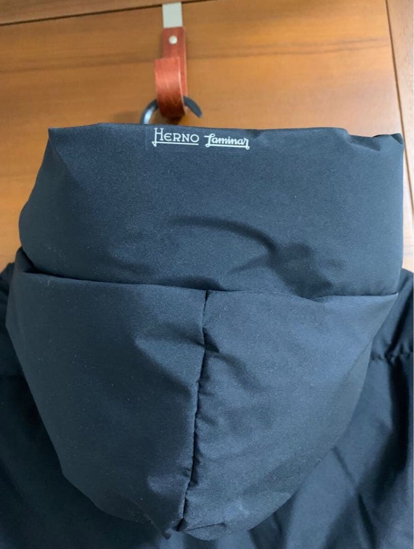 新品　ヘルノ　ゴアテックス　ラミナー　ダウン　ブラック　42 herno