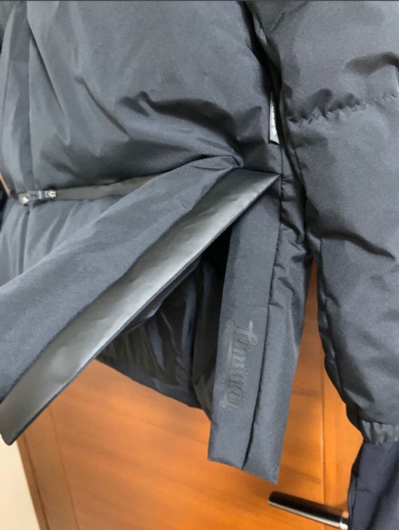 新品　ヘルノ　ゴアテックス　ラミナー　ダウン　ブラック　42 herno