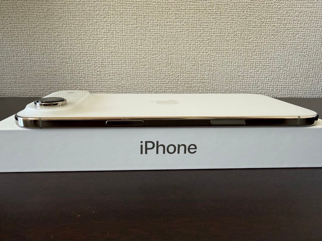 【極美品】Apple iPhone Air 256GB SIMフリー