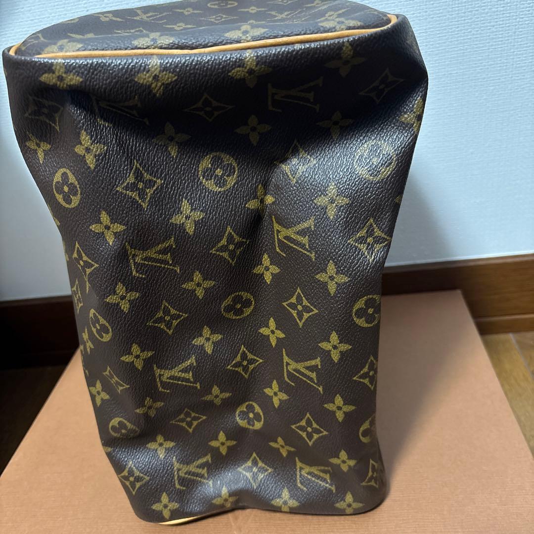 LOUIS VUITTON ルイヴィトン モノグラム スピーディ30