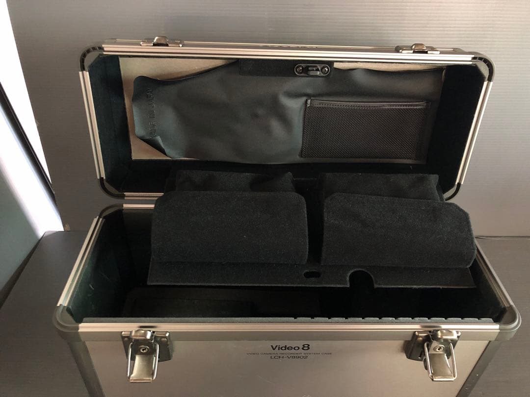 SONYビデオカメラセットCCD-V900E （ジャンク）