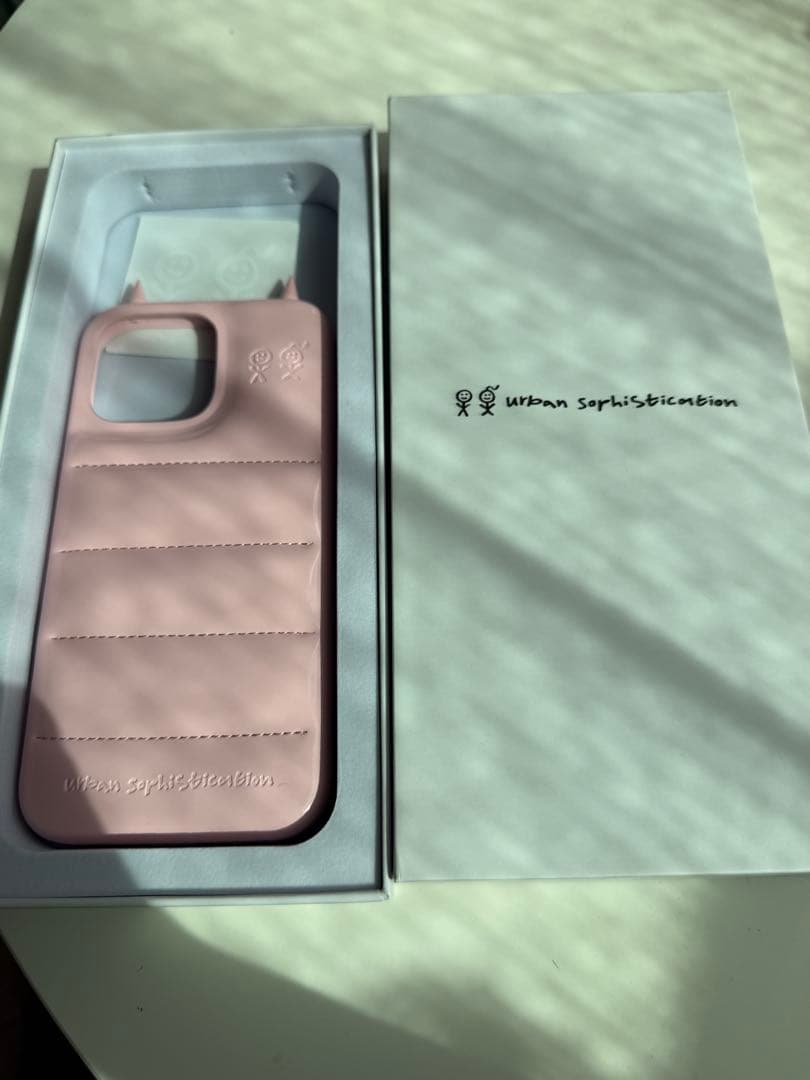 iPhoneアクセサリー urbansophistication Puffer Case Cupid