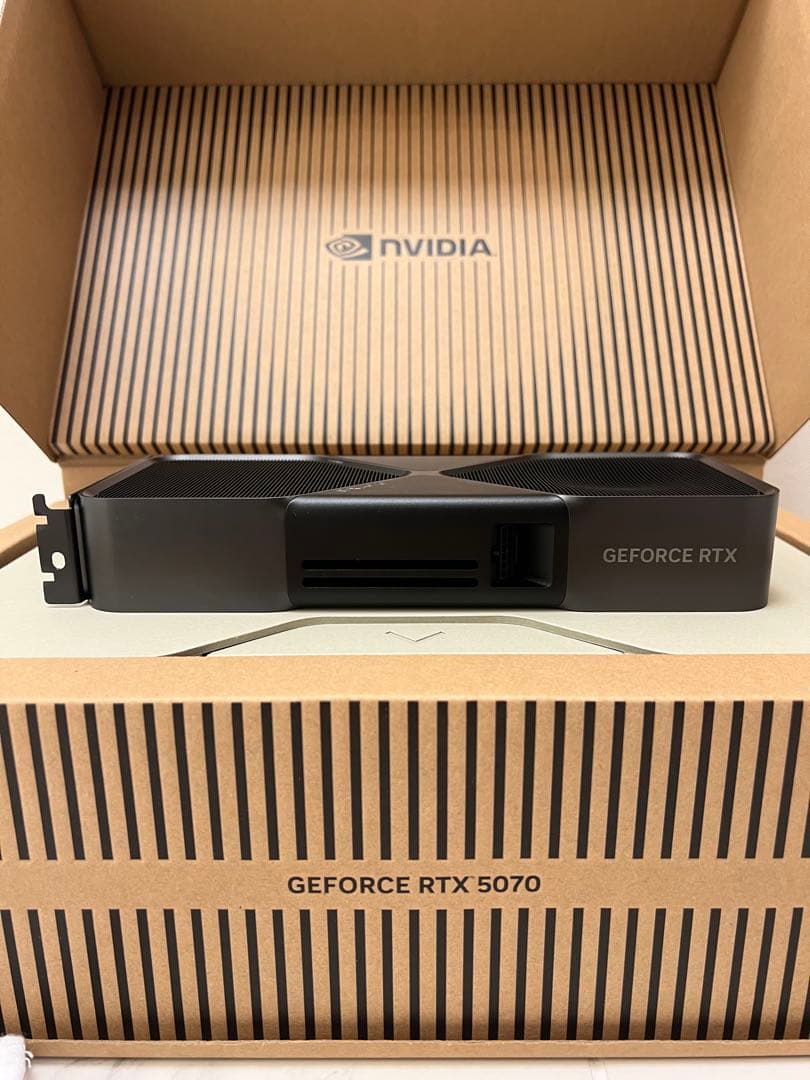 Jun「新品未使用品]RTX 5070 Founders Edition