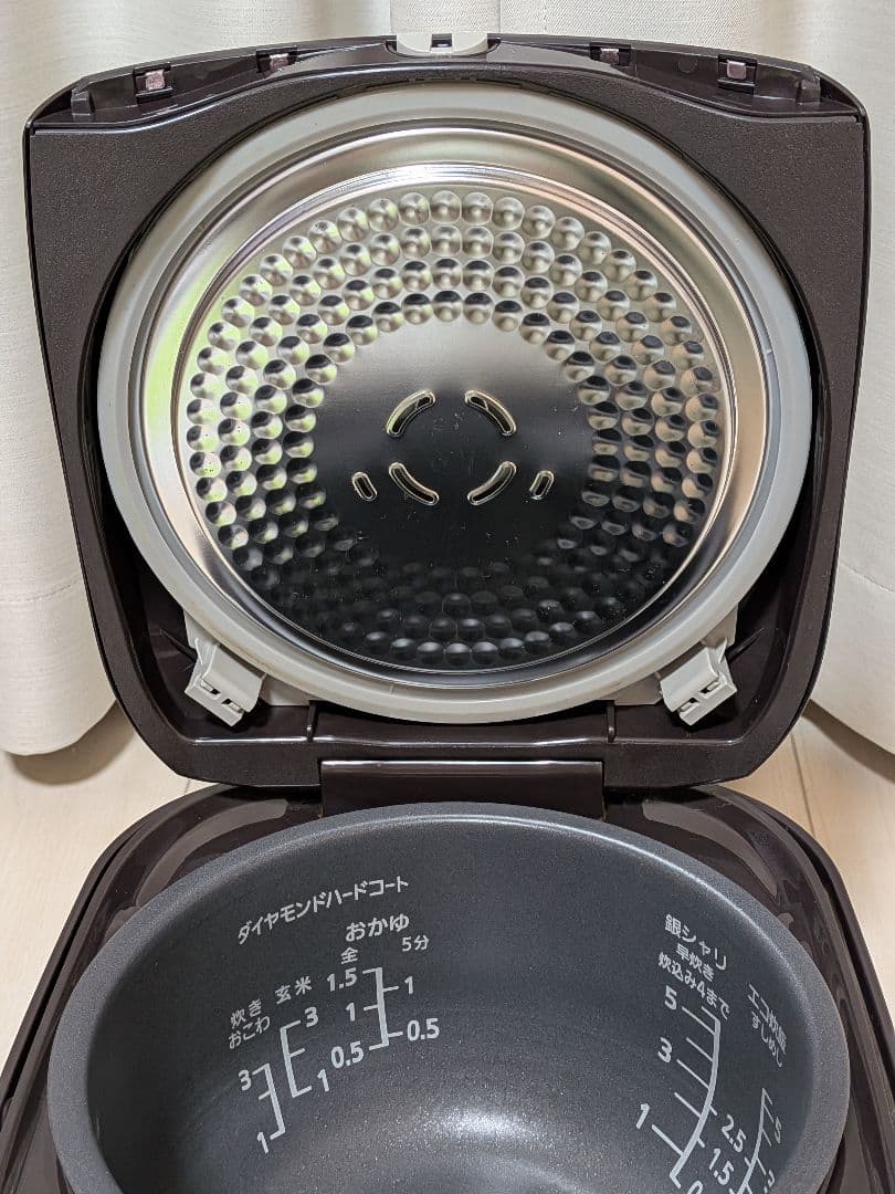 ​2020年製 パナソニック IHジャー炊飯器 5.5合 ダイヤモンド銅釜