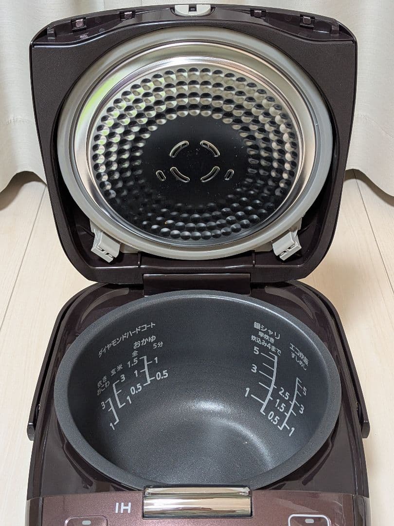 ​2020年製 パナソニック IHジャー炊飯器 5.5合 ダイヤモンド銅釜