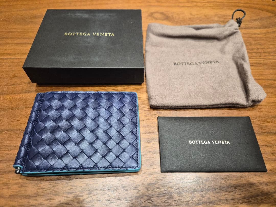 【未使用品】ボッテガヴェネタ ネイビー マネークリップ 財布