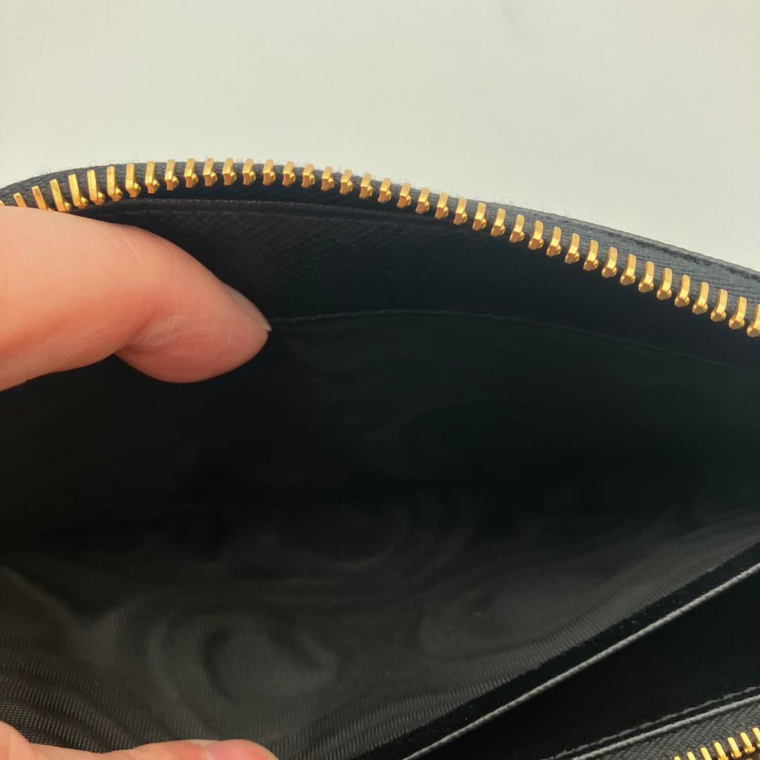 激安！超美品　PRADA ブラック 長財布 サフィアーノレザー