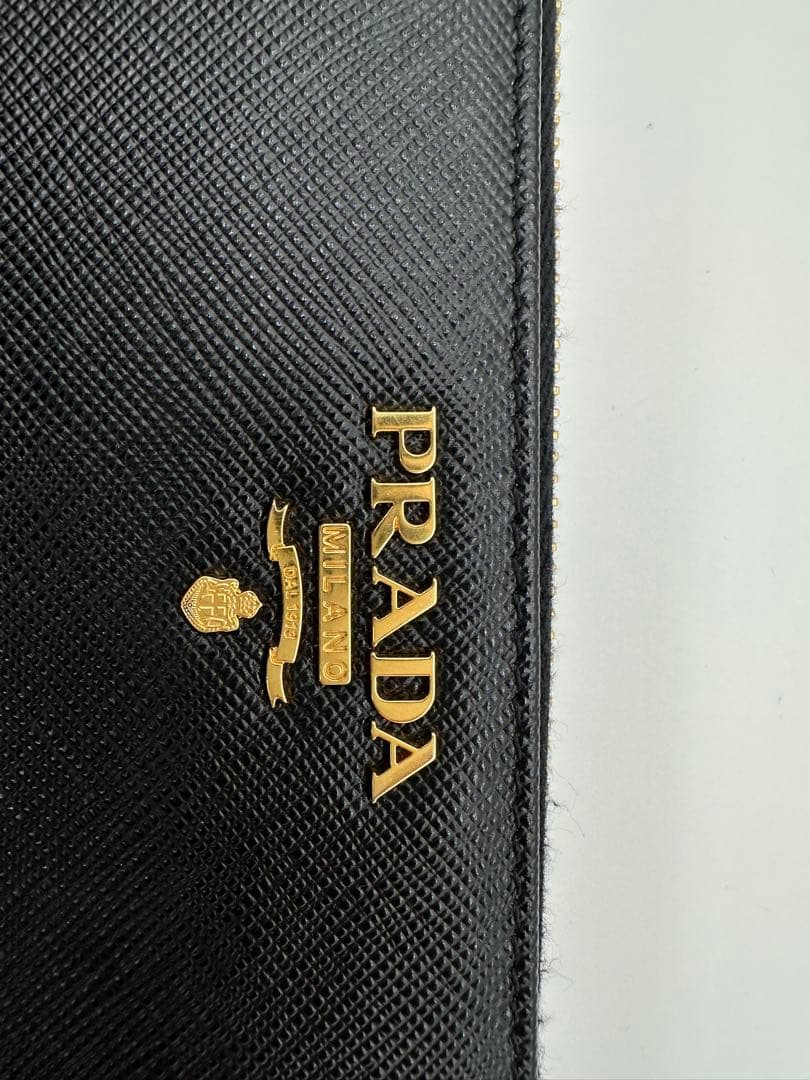 激安！超美品　PRADA ブラック 長財布 サフィアーノレザー