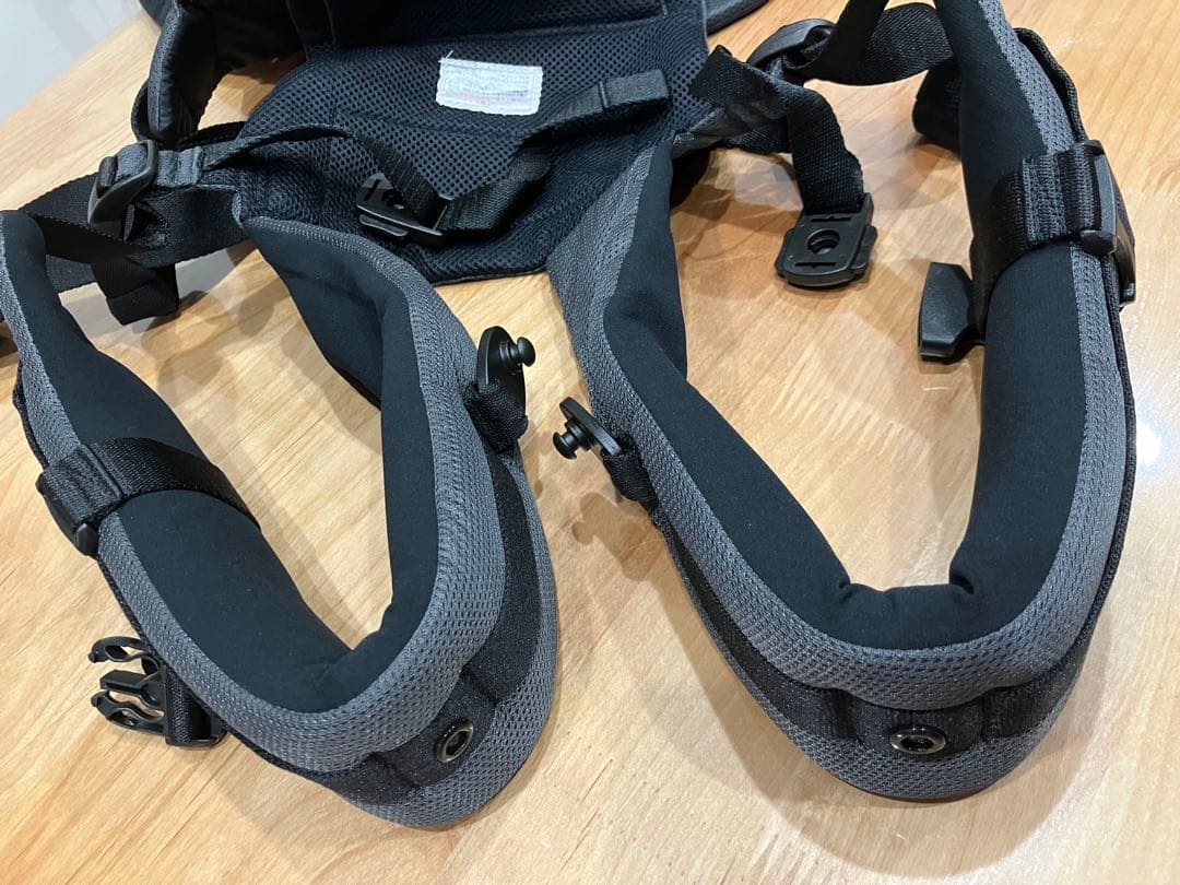 アンジェレッテ ベビーキャリア クアトロエアー3.2